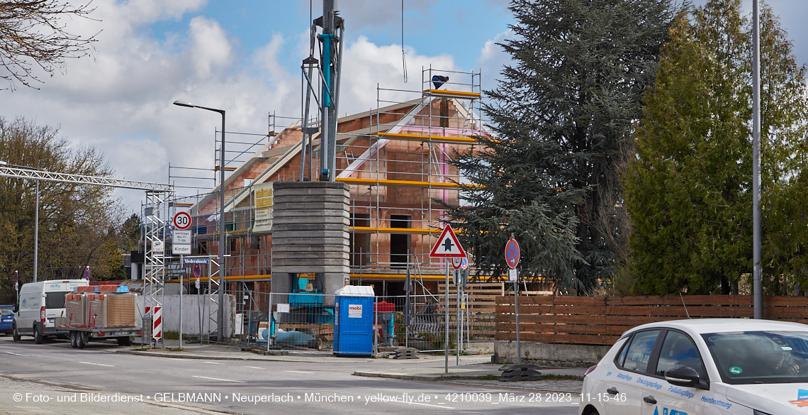 28.03.2023 - Baustelle Niederalmstraße 16 in Neuperlach